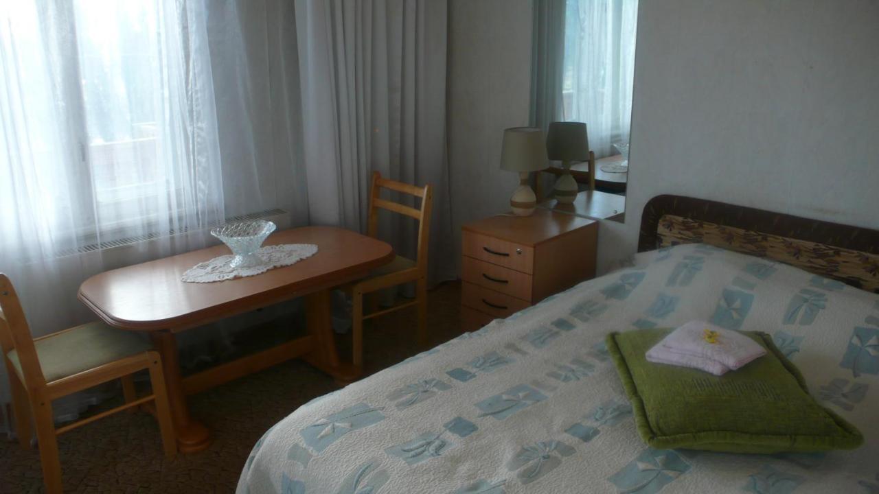 Privatviesnica Zvaigzne Hotel Jurmala Room photo